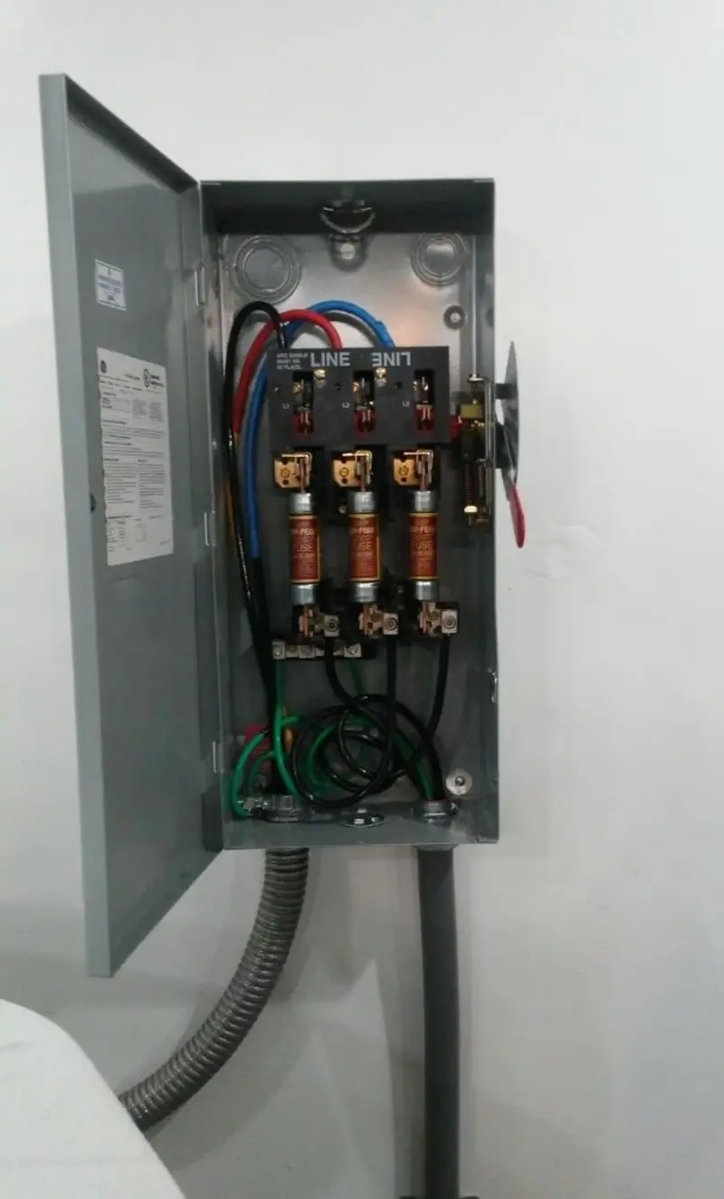 Three-phase disconnect switch installed for Electrical Wiring & Rewiring in Lawton